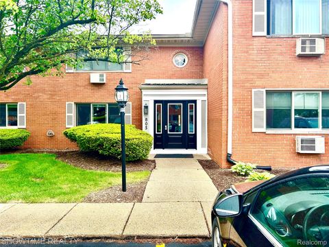 805 Plate Street 207 Rochester City MI 48307