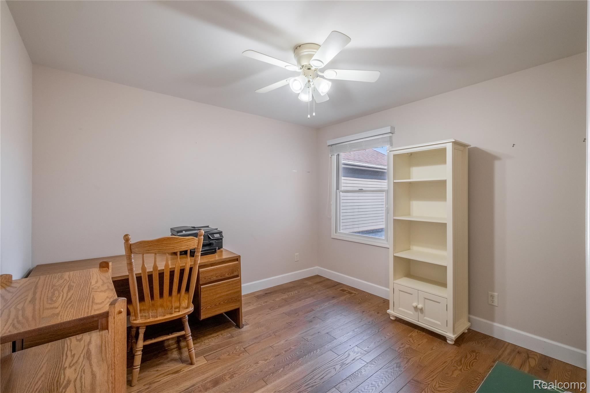 Linden City, Michigan 48451, United States, 2 Bedrooms Bedrooms, ,2 BathroomsBathrooms,Residential,Pending,199968