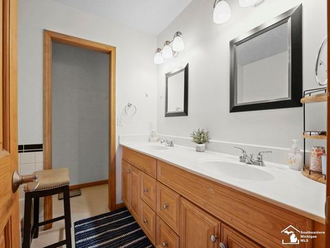 Tiny photo for 9117 S Dixie Highway, Erie Township, MI 48133 (MLS # 57050201469)