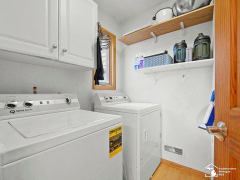 Tiny photo for 9117 S Dixie Highway, Erie Township, MI 48133 (MLS # 57050201469)