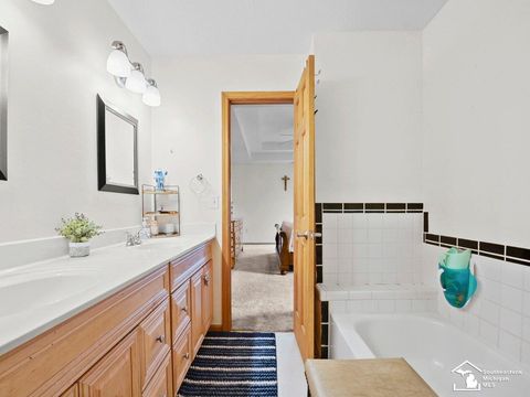 Tiny photo for 9117 S Dixie Highway, Erie Township, MI 48133 (MLS # 57050201469)