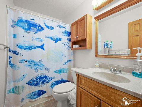 Tiny photo for 9117 S Dixie Highway, Erie Township, MI 48133 (MLS # 57050201469)