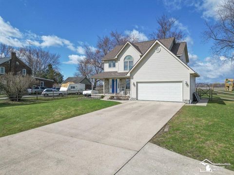 Tiny photo for 9117 S Dixie Highway, Erie Township, MI 48133 (MLS # 57050201469)