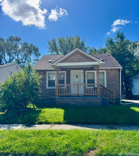 Photo of 8676 Jewett Avenue, Warren City, MI 48089 (MLS # 20261077850)