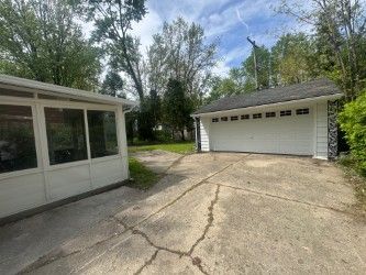 29807 SPRING HILL Drive
