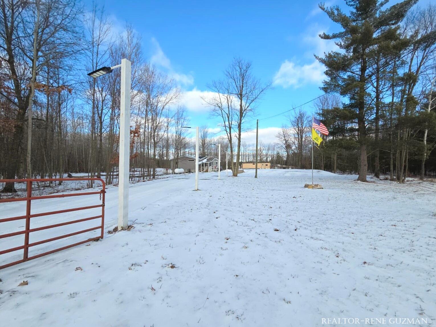 2815 E Monroe Street