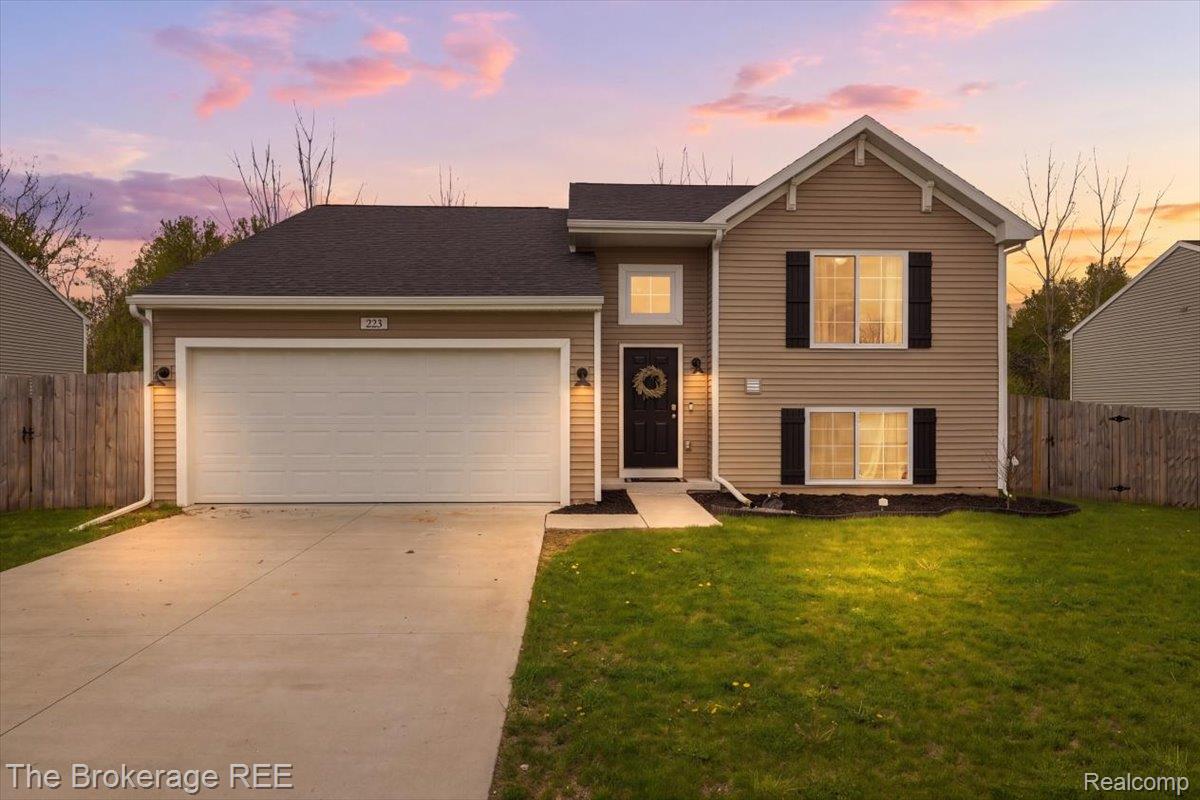 223 Creek Pointe Circle