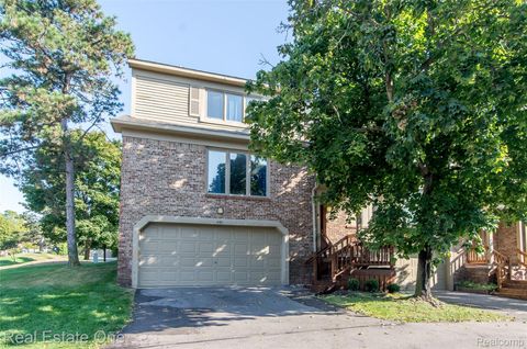 4161 Breckenridge Drive West Bloomfield Charter Township MI 48322
