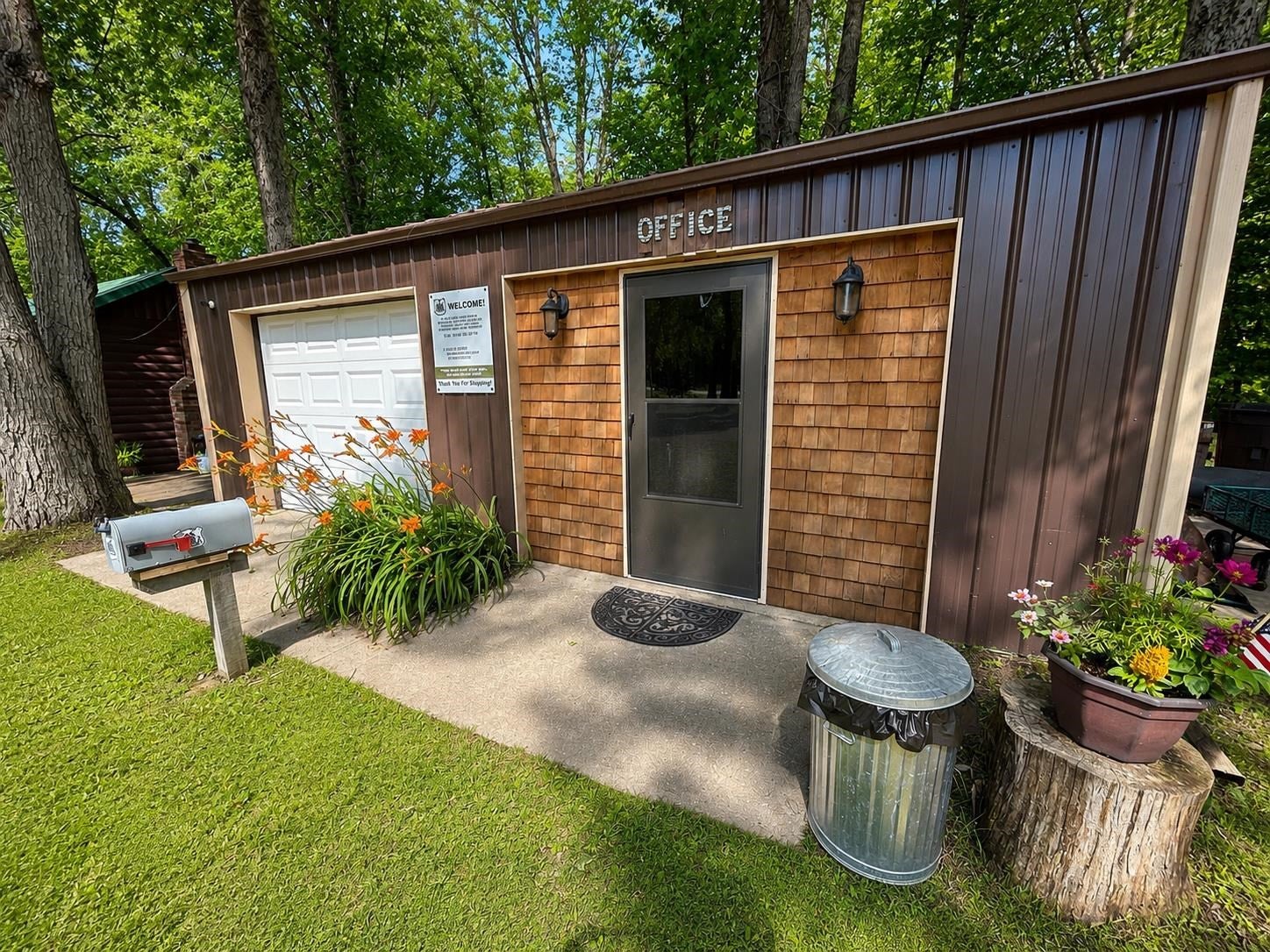 10400 N US-31 N
