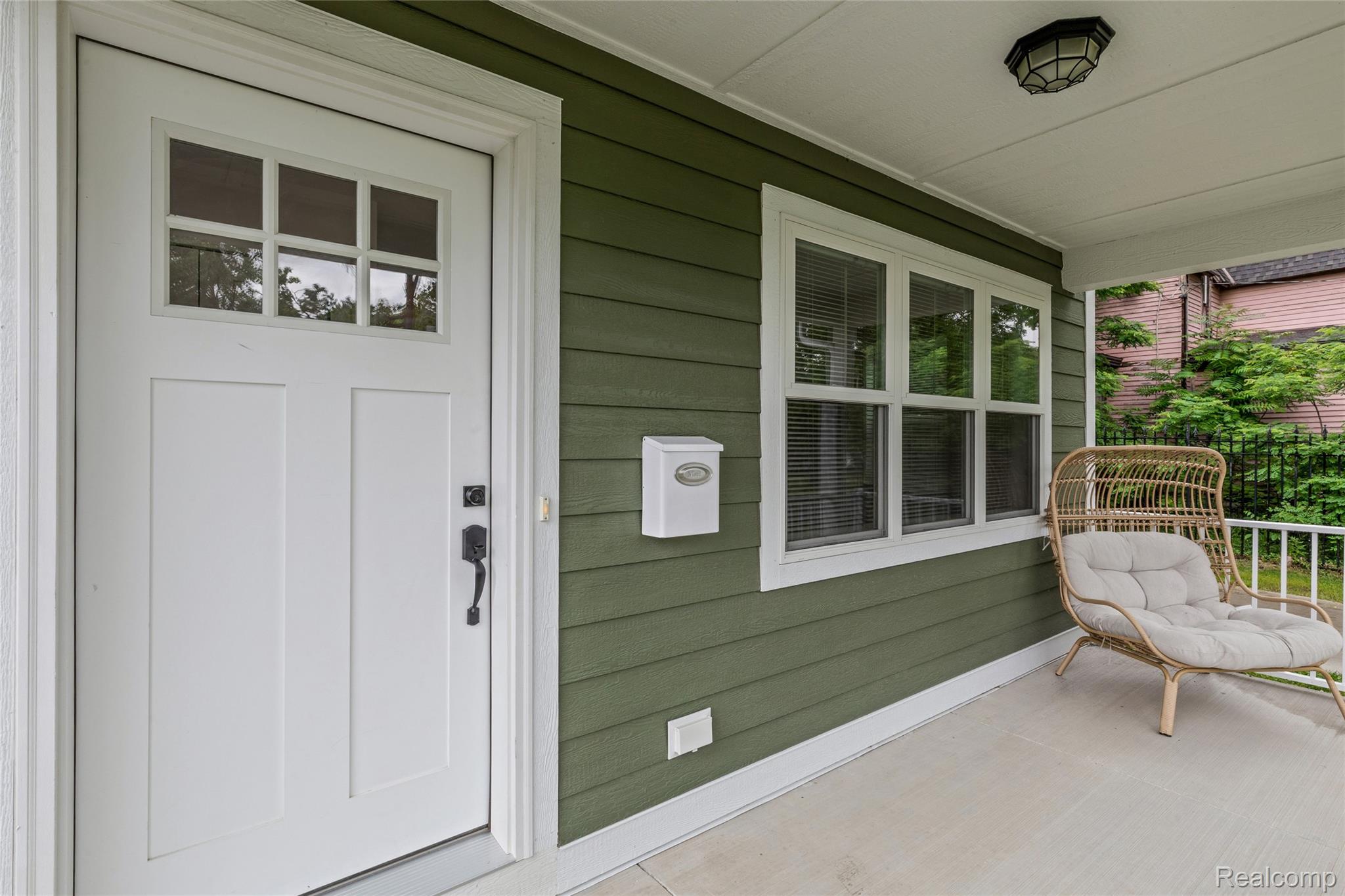 416 W Second Avenue 4