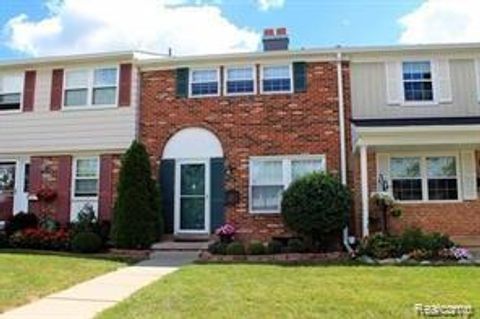 19848 IRONGATE Northville Township MI 48167