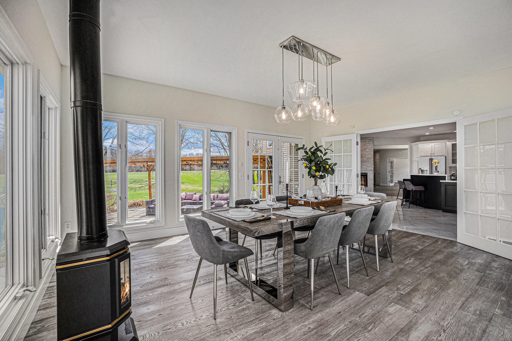81 S Skyview Drive