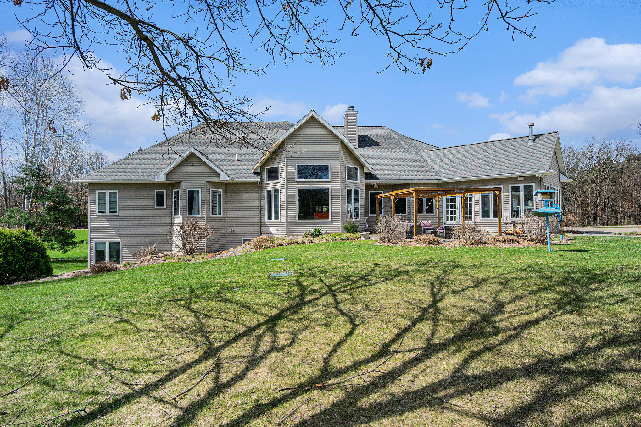 81 S Skyview Drive