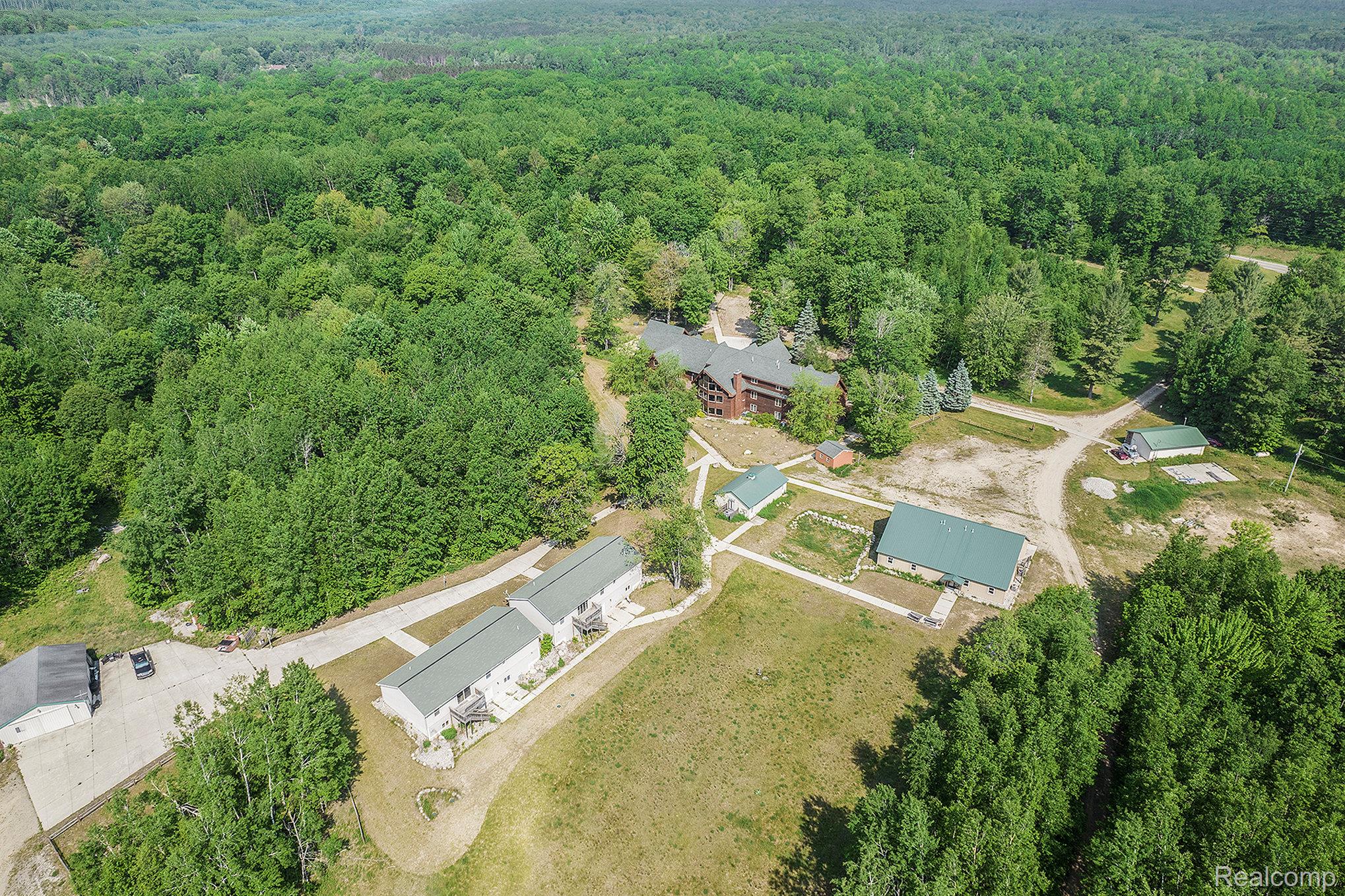355 W Mannsiding Road
