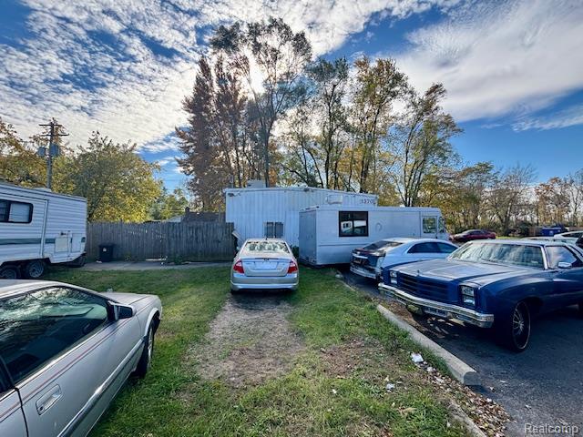 1370 E Michigan Avenue