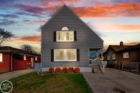 22816 Shakespeare Street Eastpointe City MI 48021