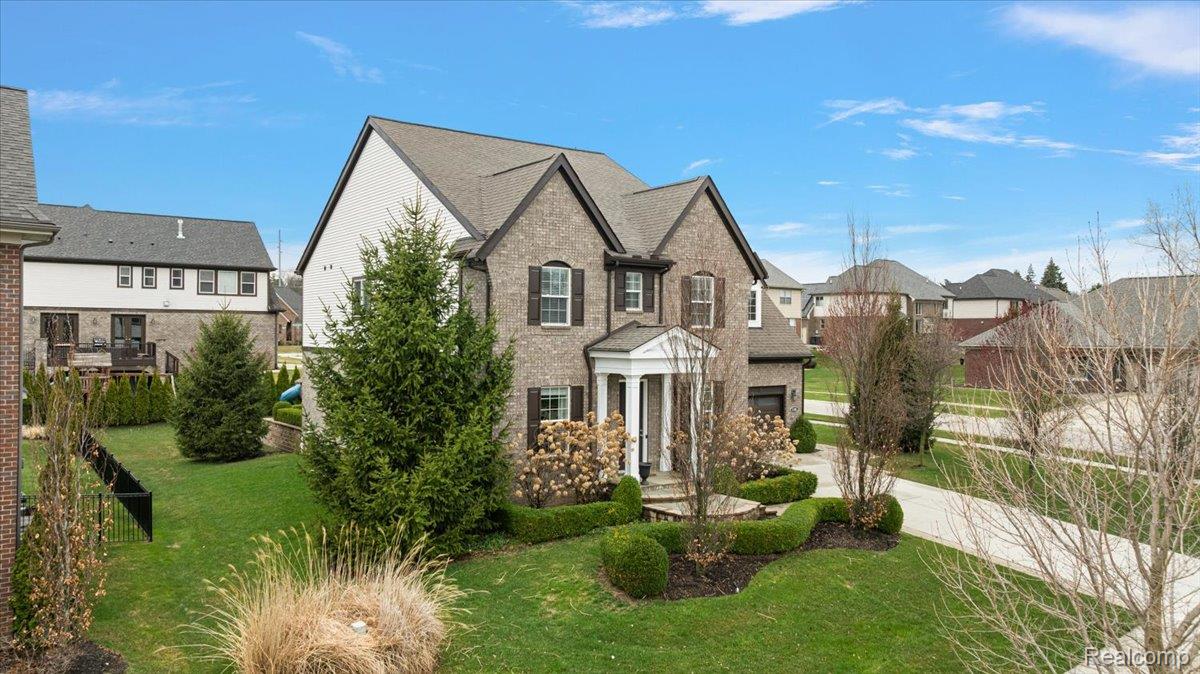 1138 Pembroke Drive