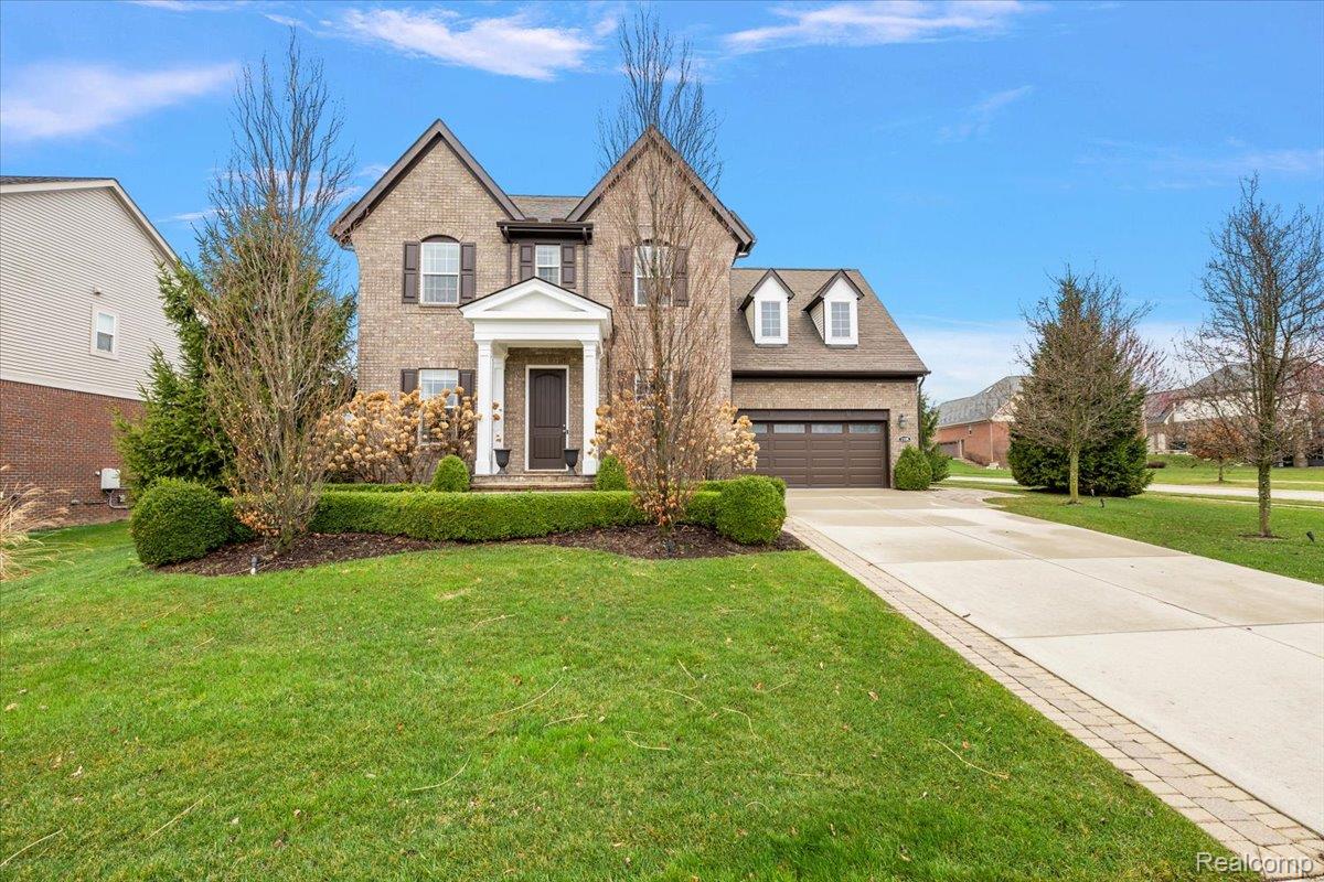 1138 Pembroke Drive
