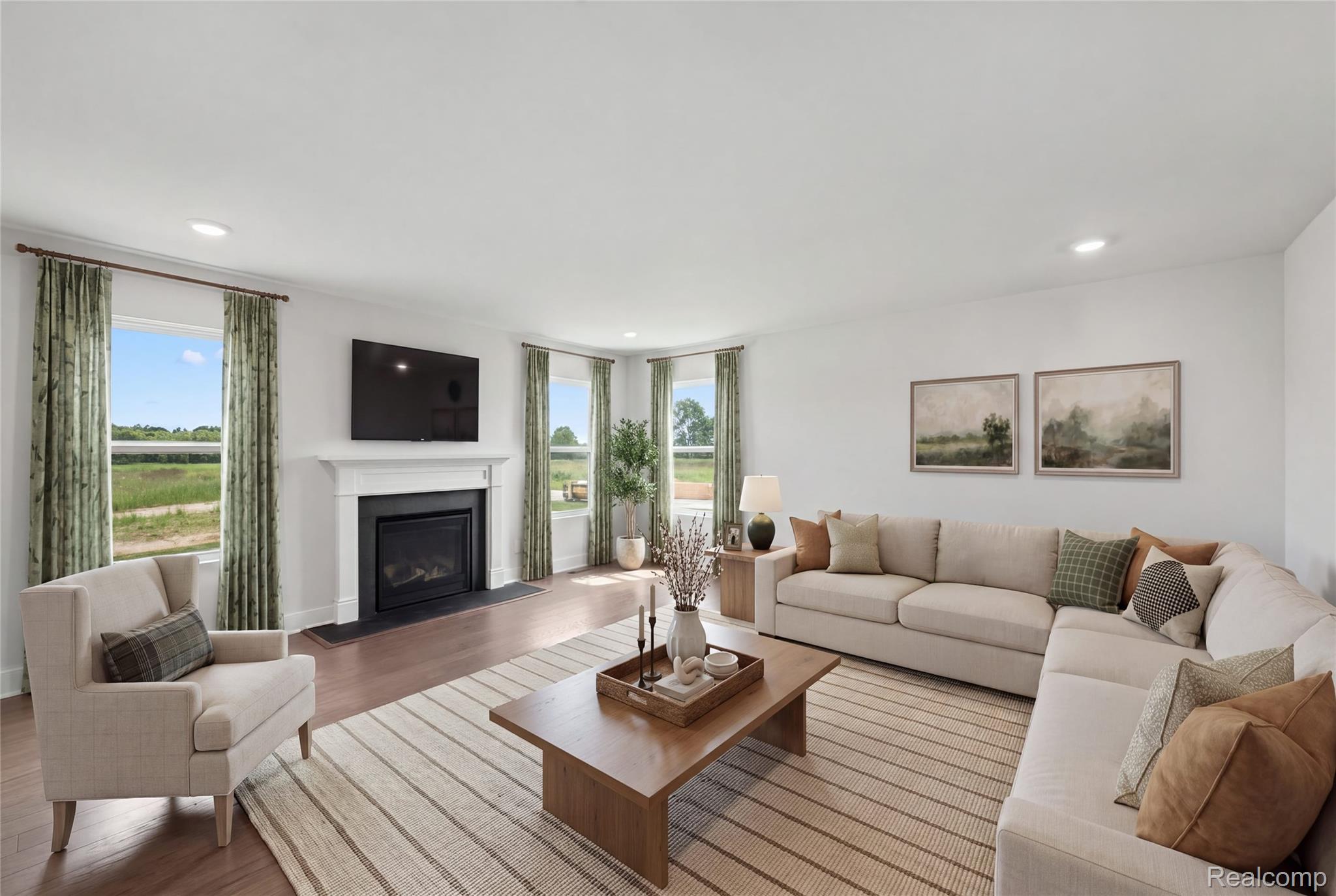 4113 Heritage Square Drive