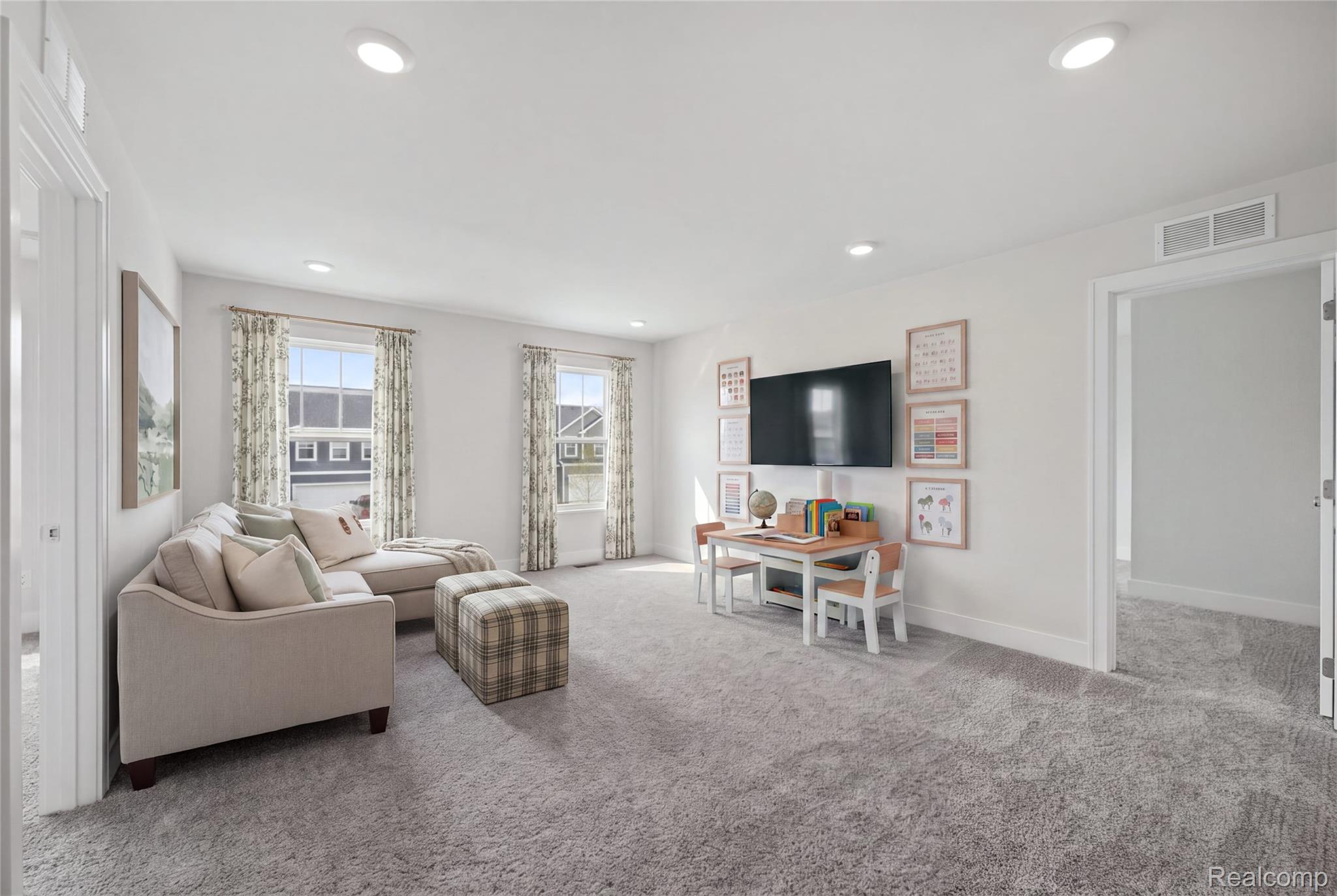 4113 Heritage Square Drive