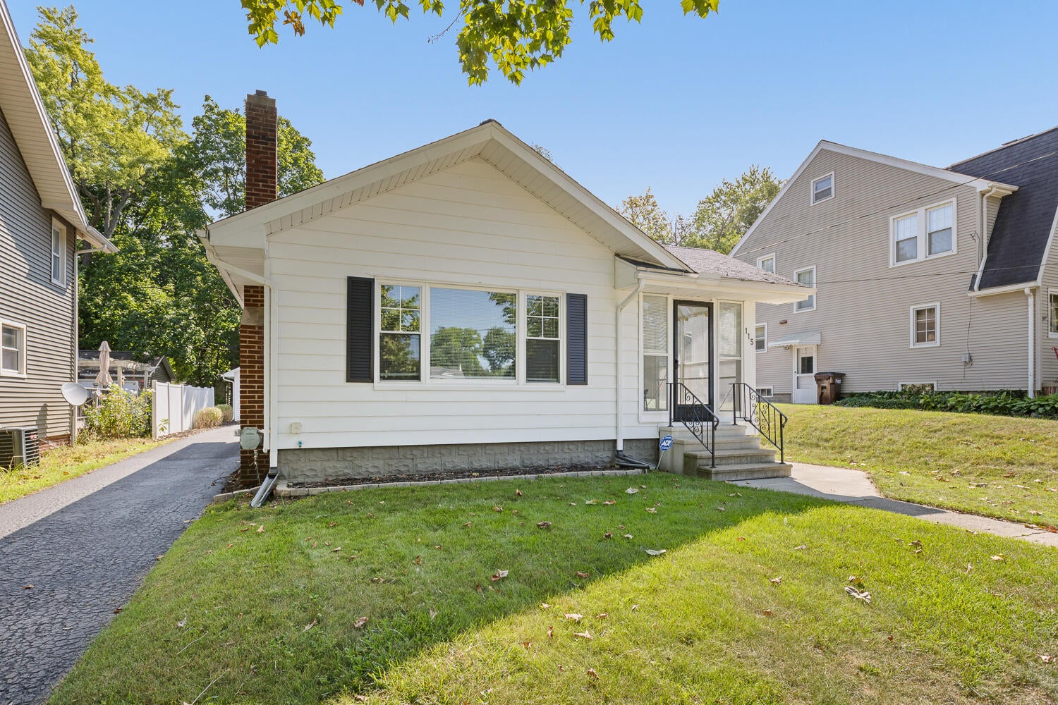 115 S Thompson Street