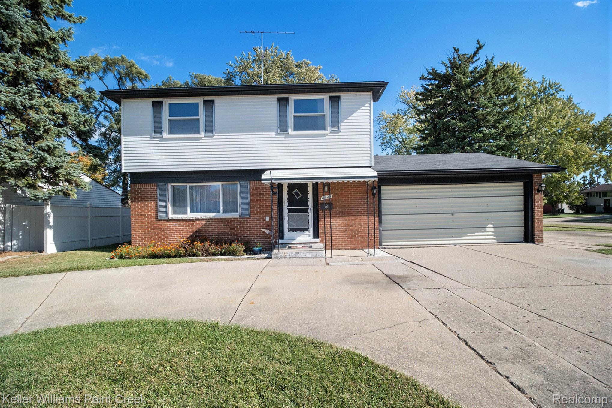 8125 Willesdon Square