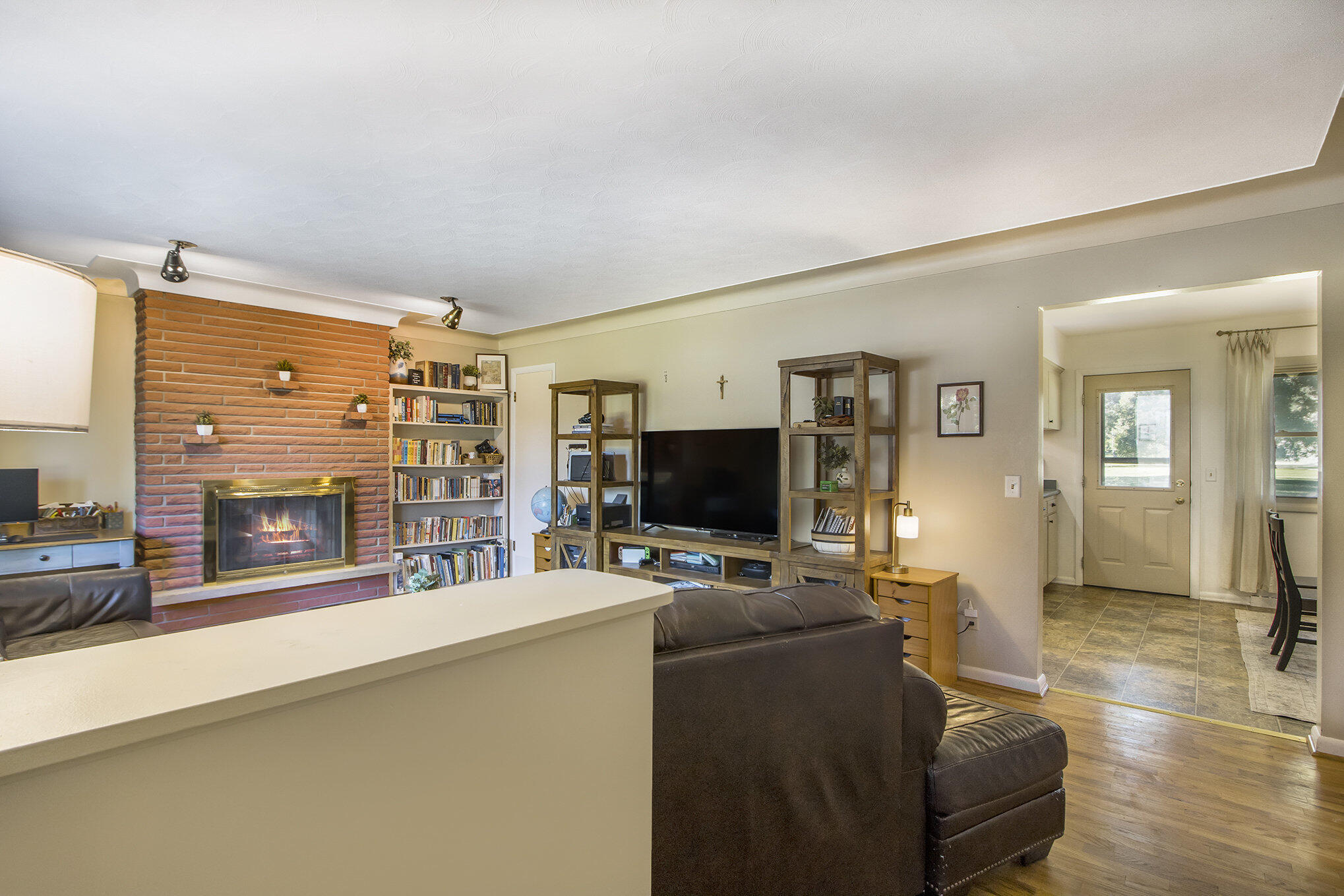 7862 E Main Street
