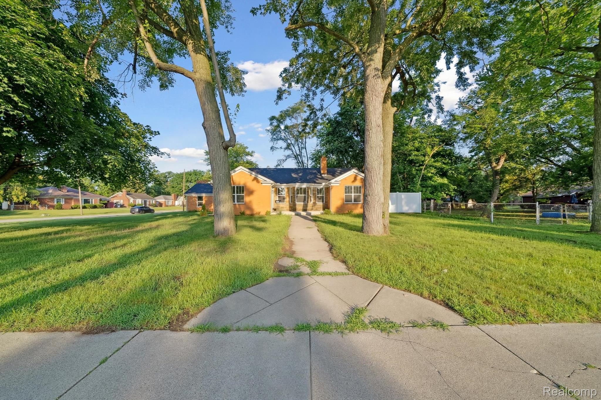 21211 Southfield Road