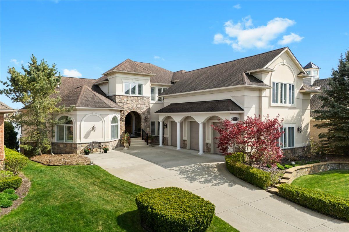 8393 BOULDER SHORES Drive