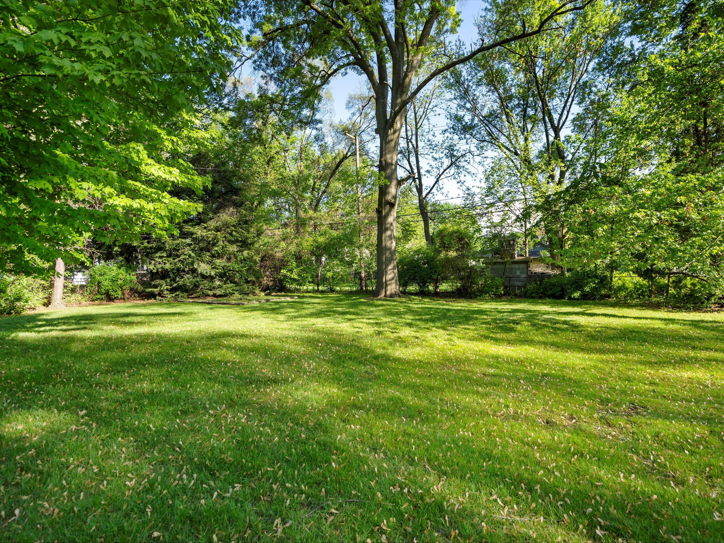 244 GLADWIN Avenue