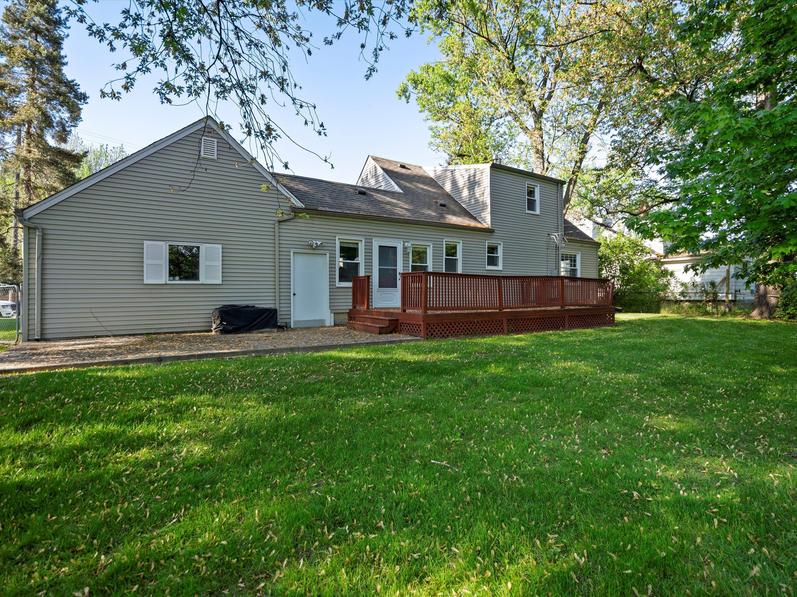 244 GLADWIN Avenue