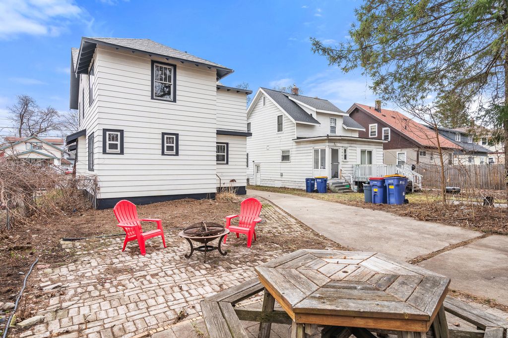 listing image 30