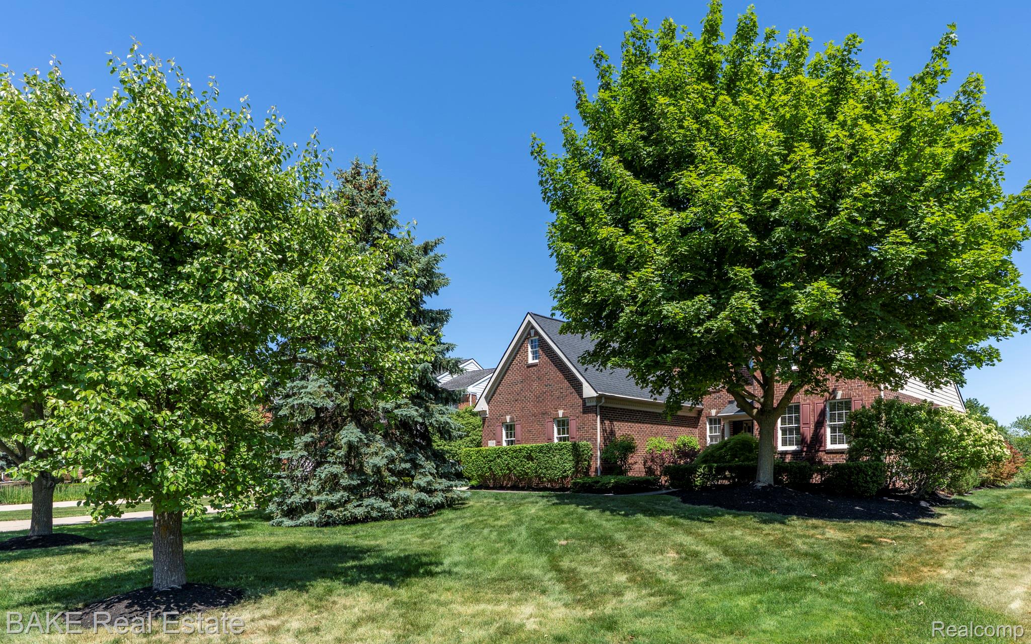 15396 Bay Hill Drive