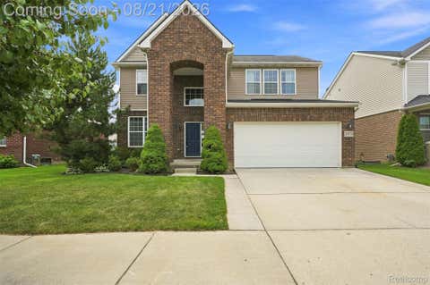 Photo of 20478 Starina Drive, Clinton Charter Township, MI 48038 (MLS # 20261065150)