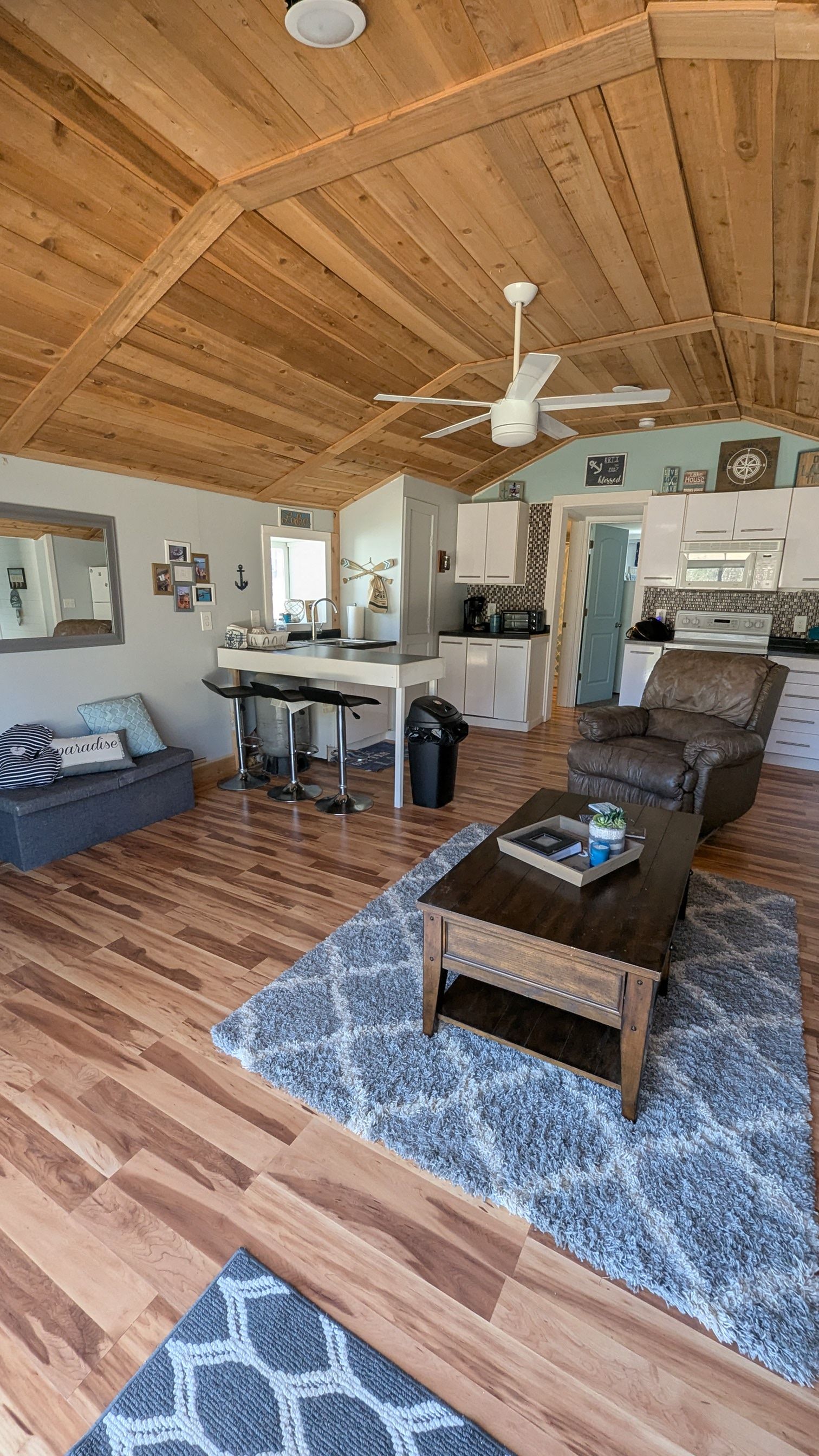 Billings Township Gladwin, Michigan 48612, United States, 3 Bedrooms Bedrooms, ,1 BathroomBathrooms,Residential,Pending,113770