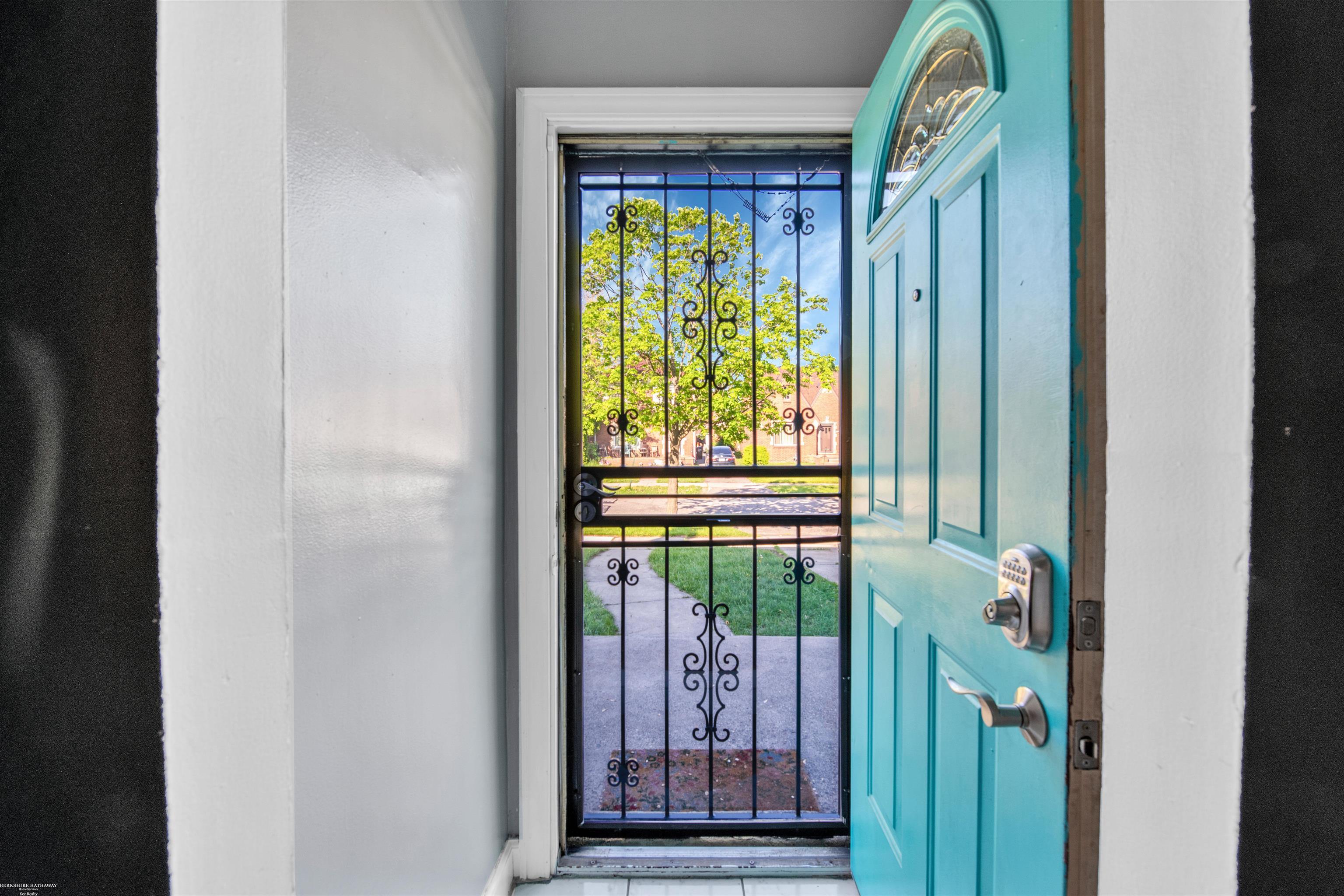 5543 Audubon Road