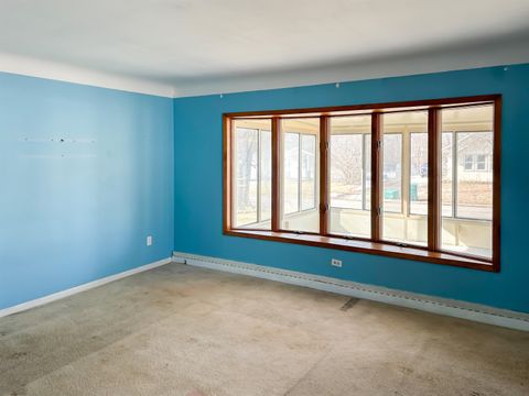 Tiny photo for 200 Boman Street, Flushing City, MI 48433 (MLS # 5050199704)