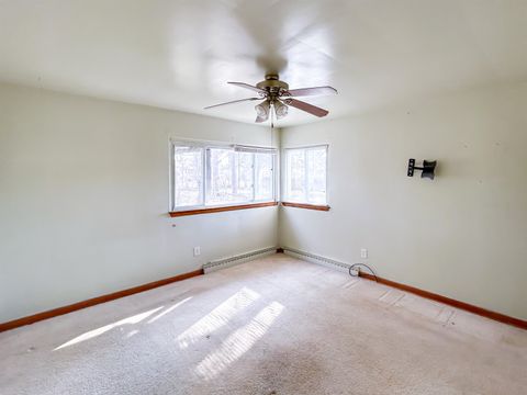 Tiny photo for 200 Boman Street, Flushing City, MI 48433 (MLS # 5050199704)
