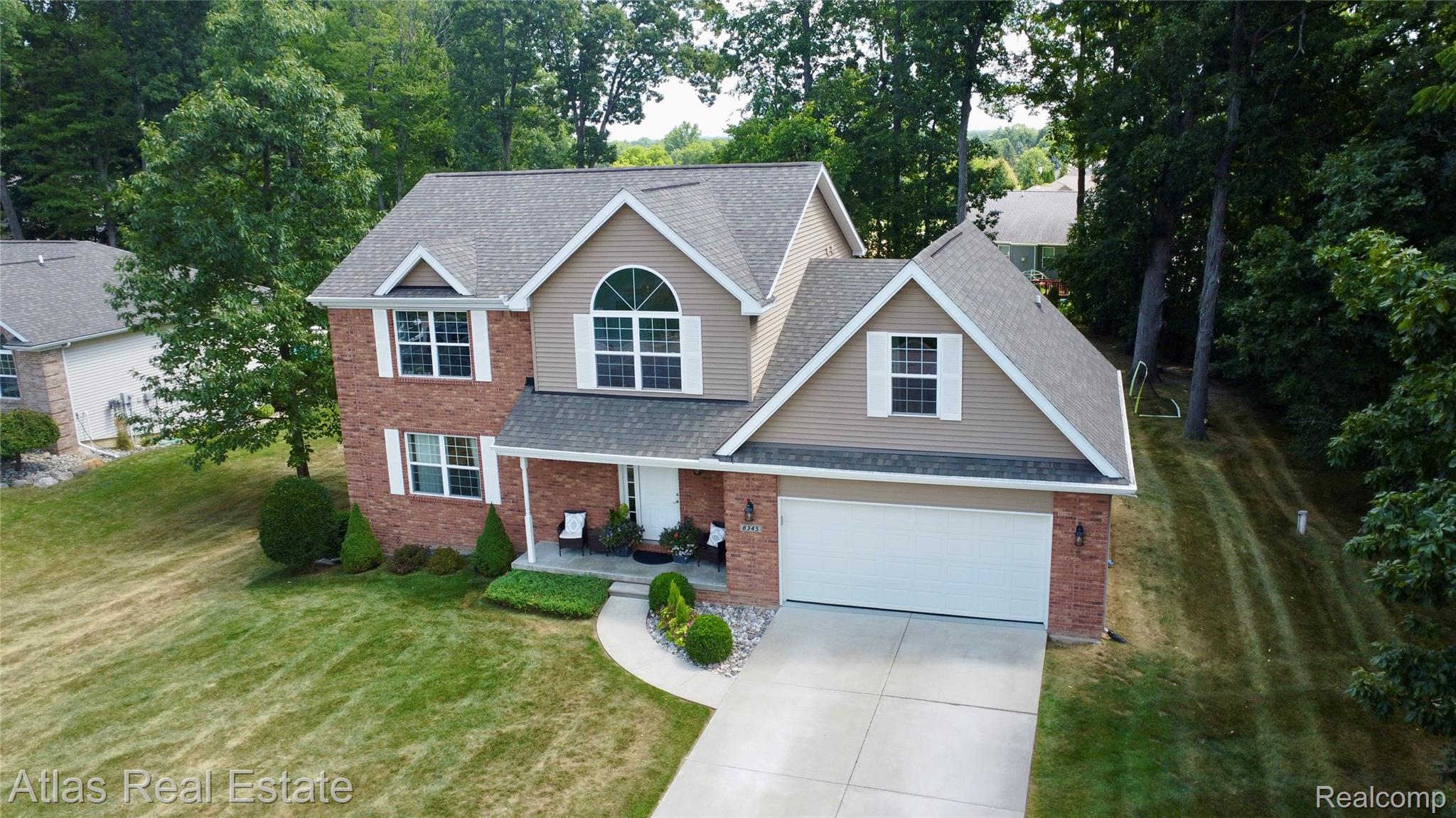8345 Oak Ridge Drive