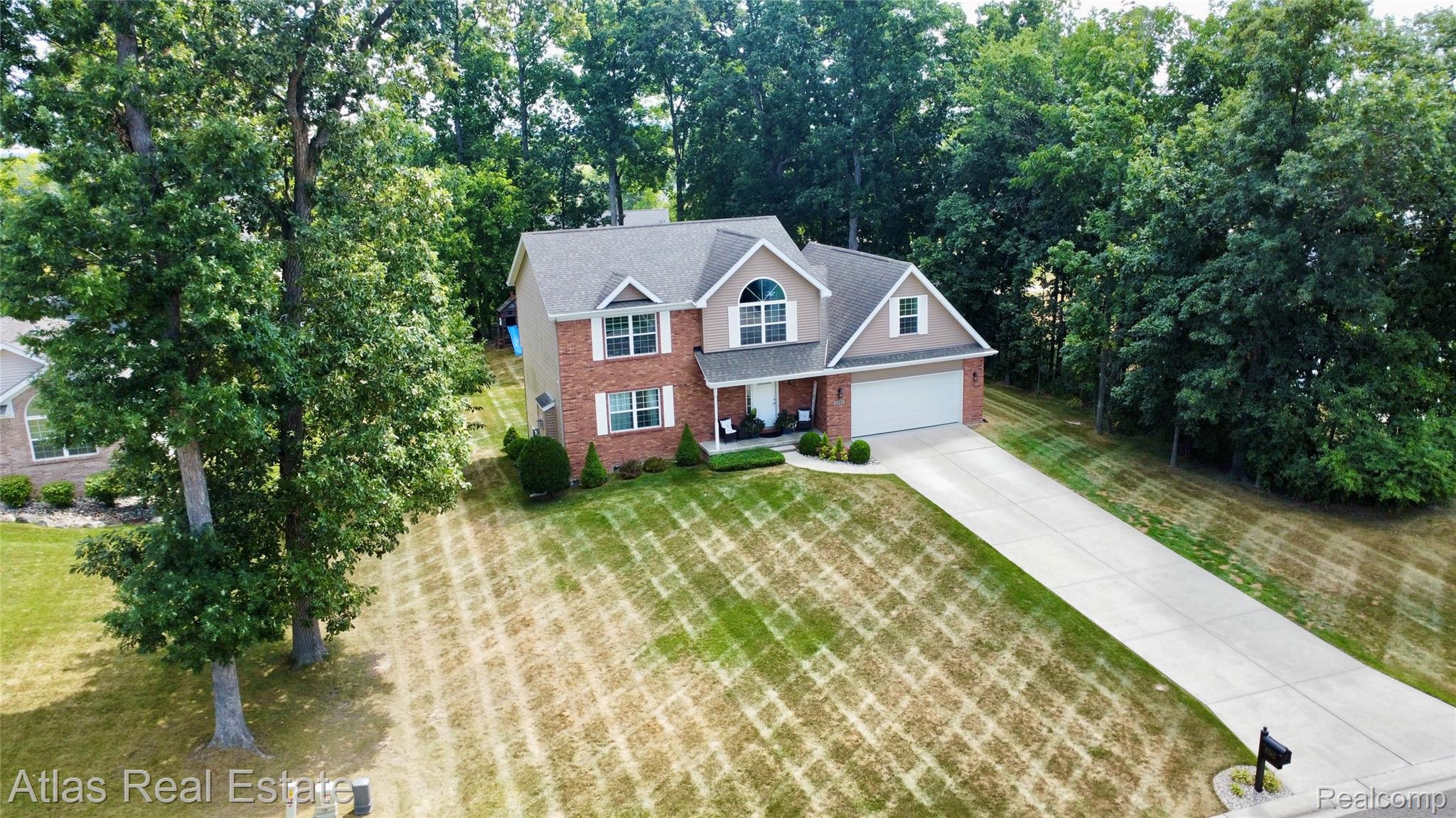 8345 Oak Ridge Drive