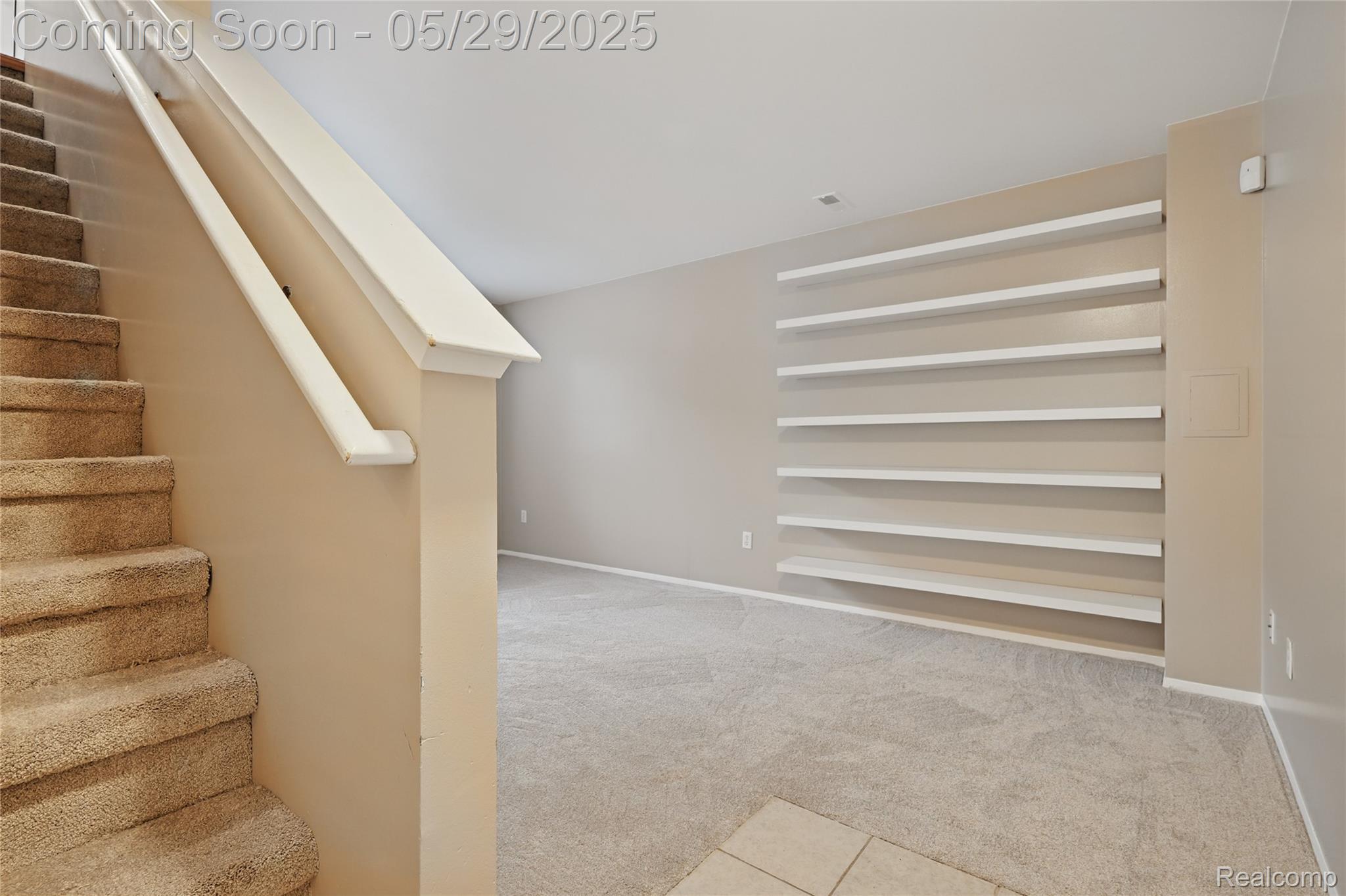 Southfield City, Michigan 48075, United States, 2 Bedrooms Bedrooms, ,2 BathroomsBathrooms,Residential,Pending,138956