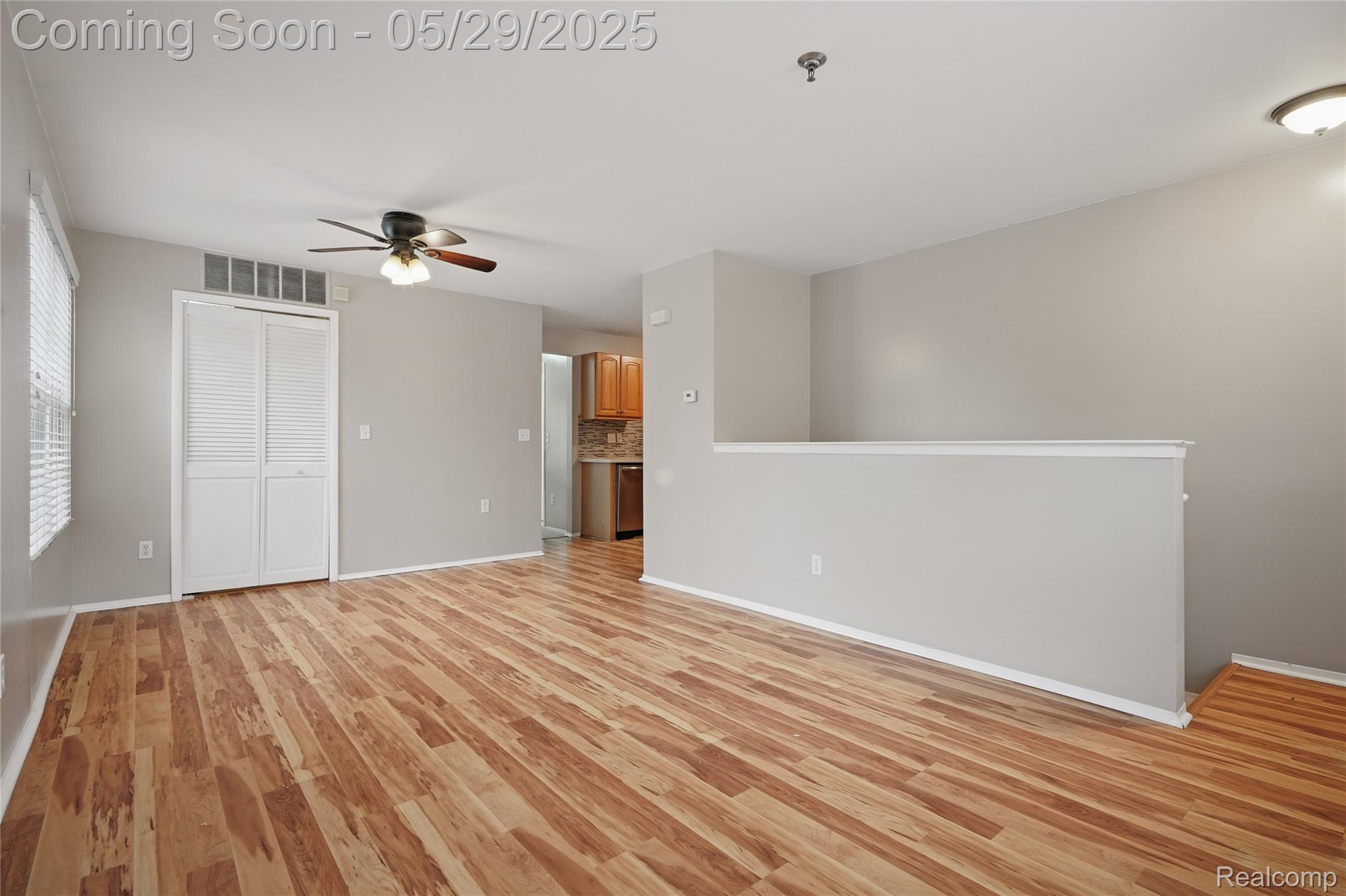 Southfield City, Michigan 48075, United States, 2 Bedrooms Bedrooms, ,2 BathroomsBathrooms,Residential,Pending,138956