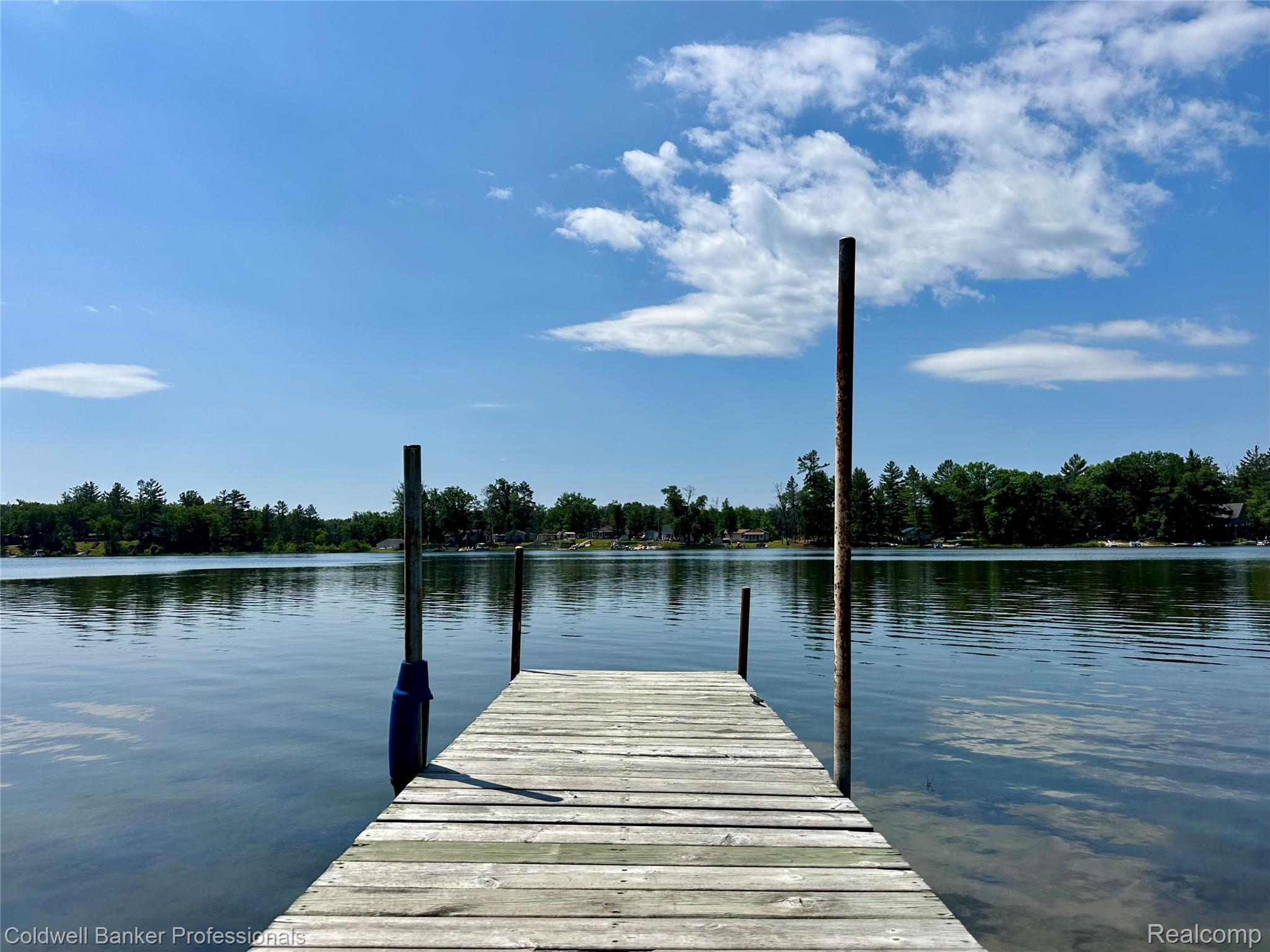 7351 Chain Lake Drive