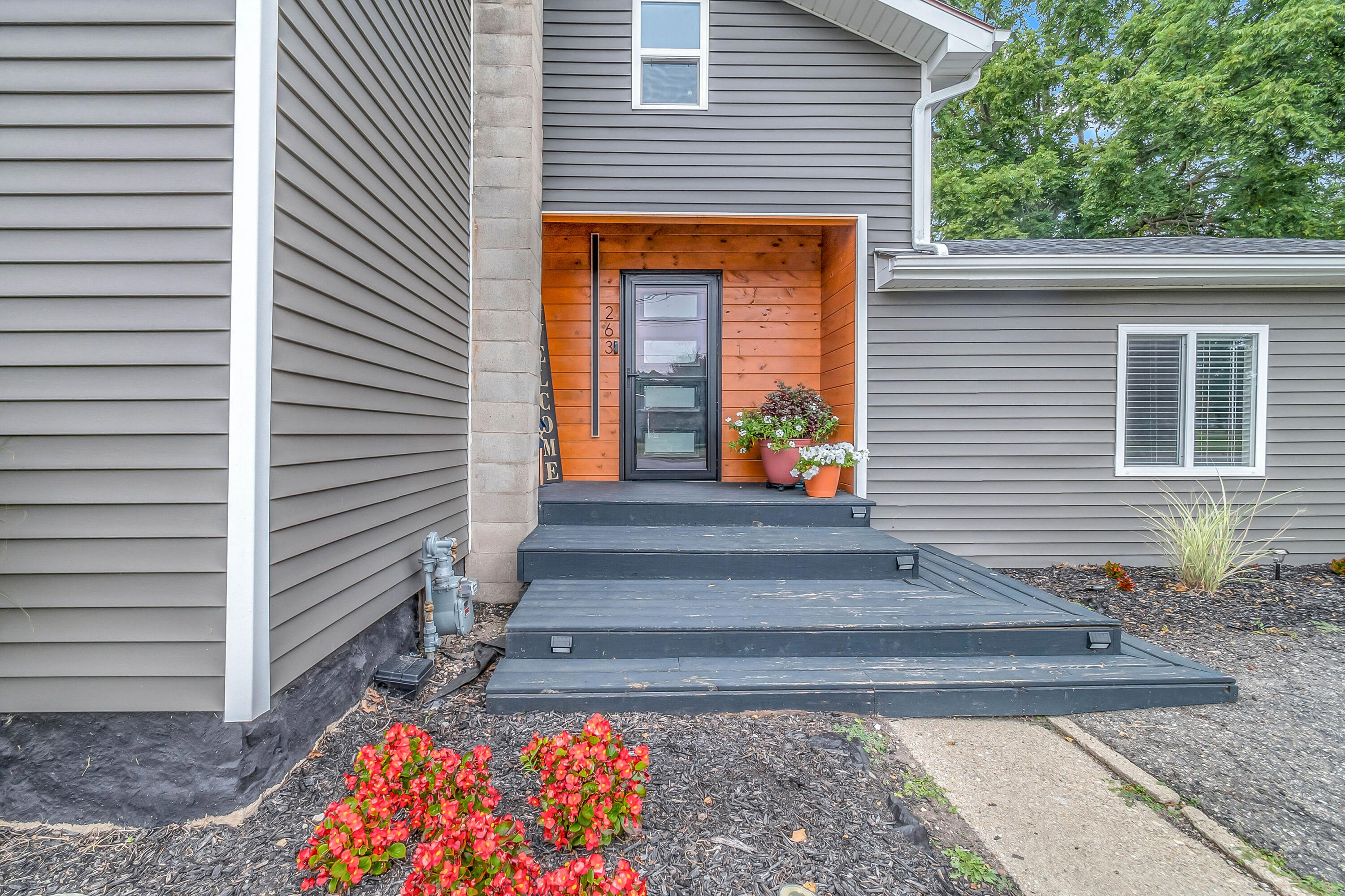 263 Morse Street