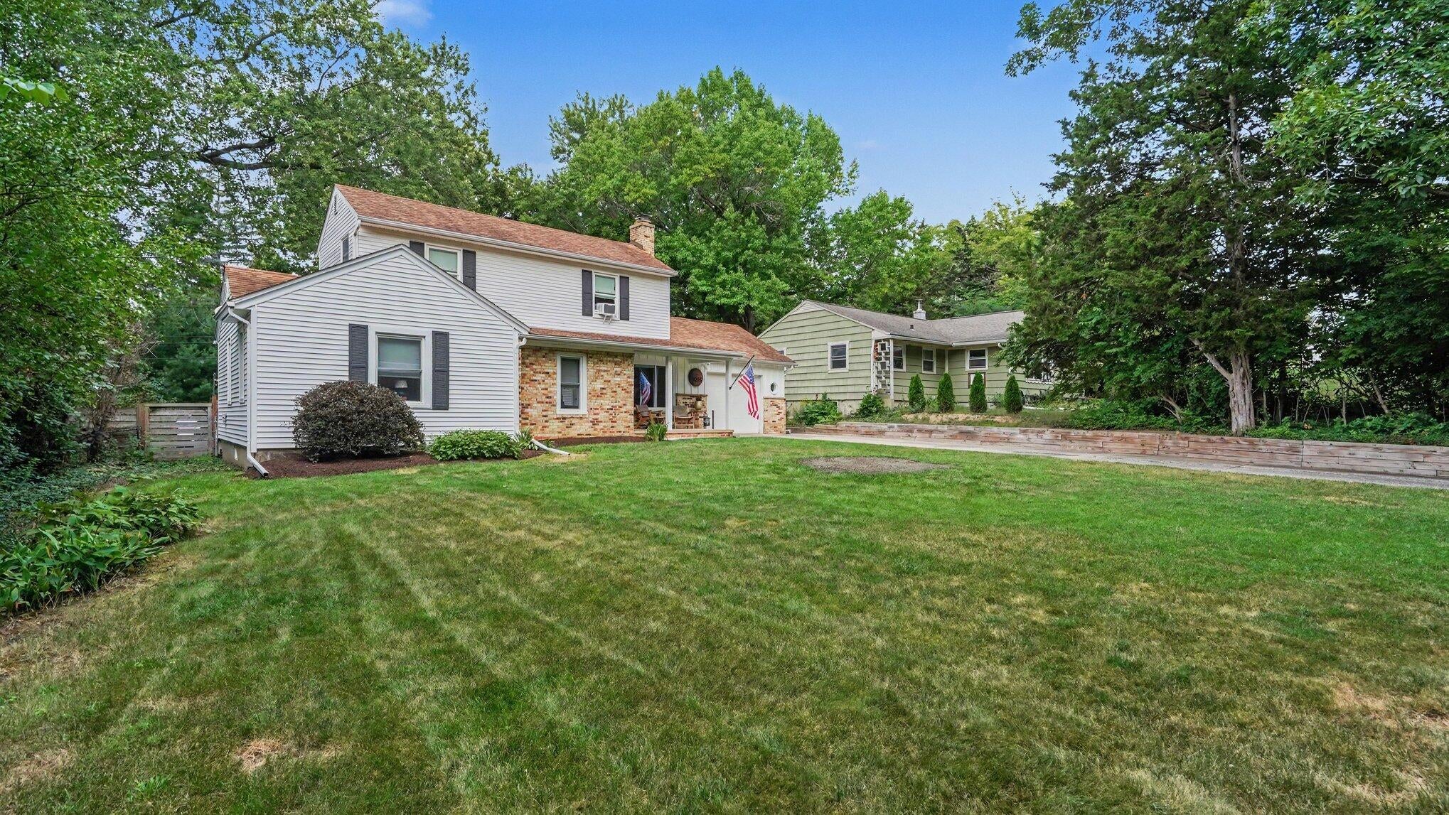 1265 Newport Road