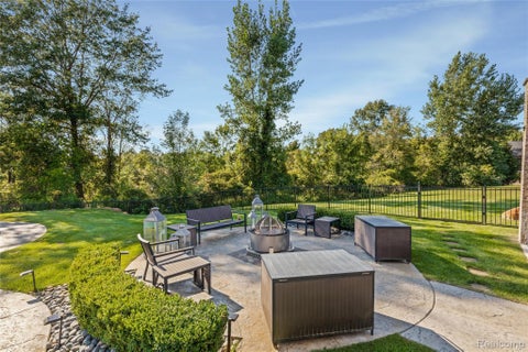Tiny photo for 305 Baintree Boulevard, Brighton Township, MI 48114 (MLS # 20261069379)