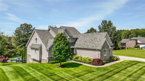 Tiny photo for 305 Baintree Boulevard, Brighton Township, MI 48114 (MLS # 20261069379)