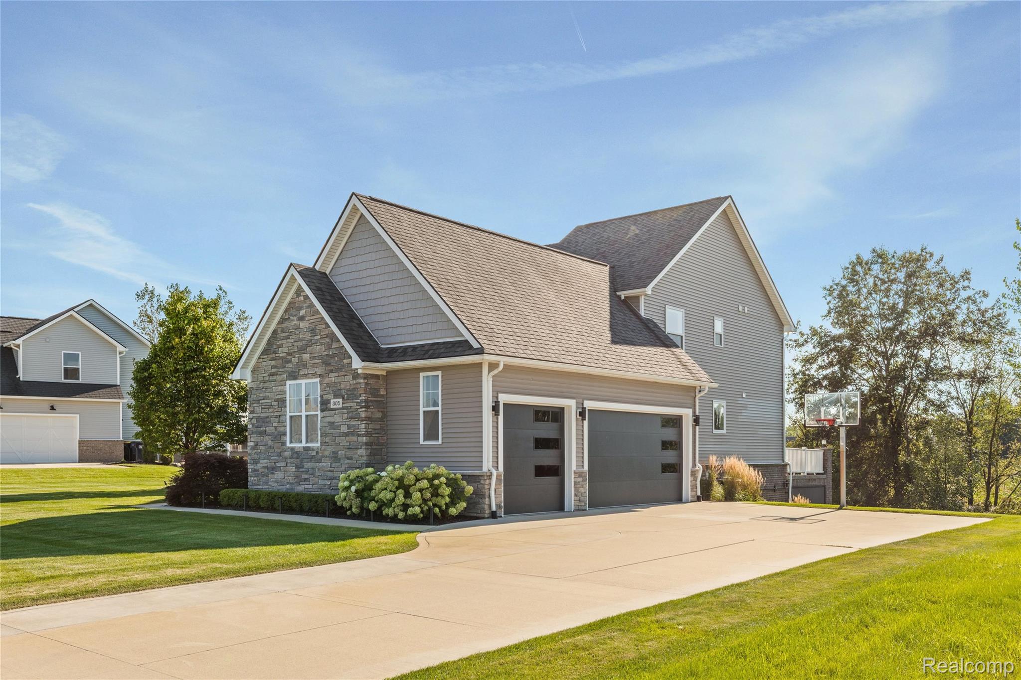305 Baintree Boulevard