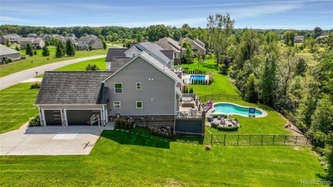 Tiny photo for 305 Baintree Boulevard, Brighton Township, MI 48114 (MLS # 20261069379)
