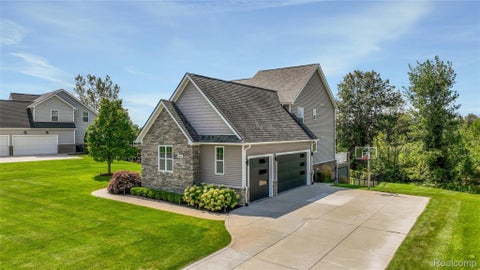 Tiny photo for 305 Baintree Boulevard, Brighton Township, MI 48114 (MLS # 20261069379)